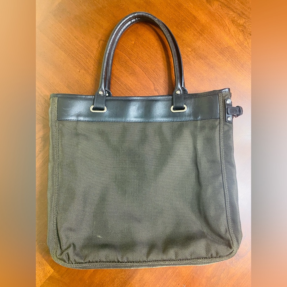 Bally Expandable Shoulder Bag